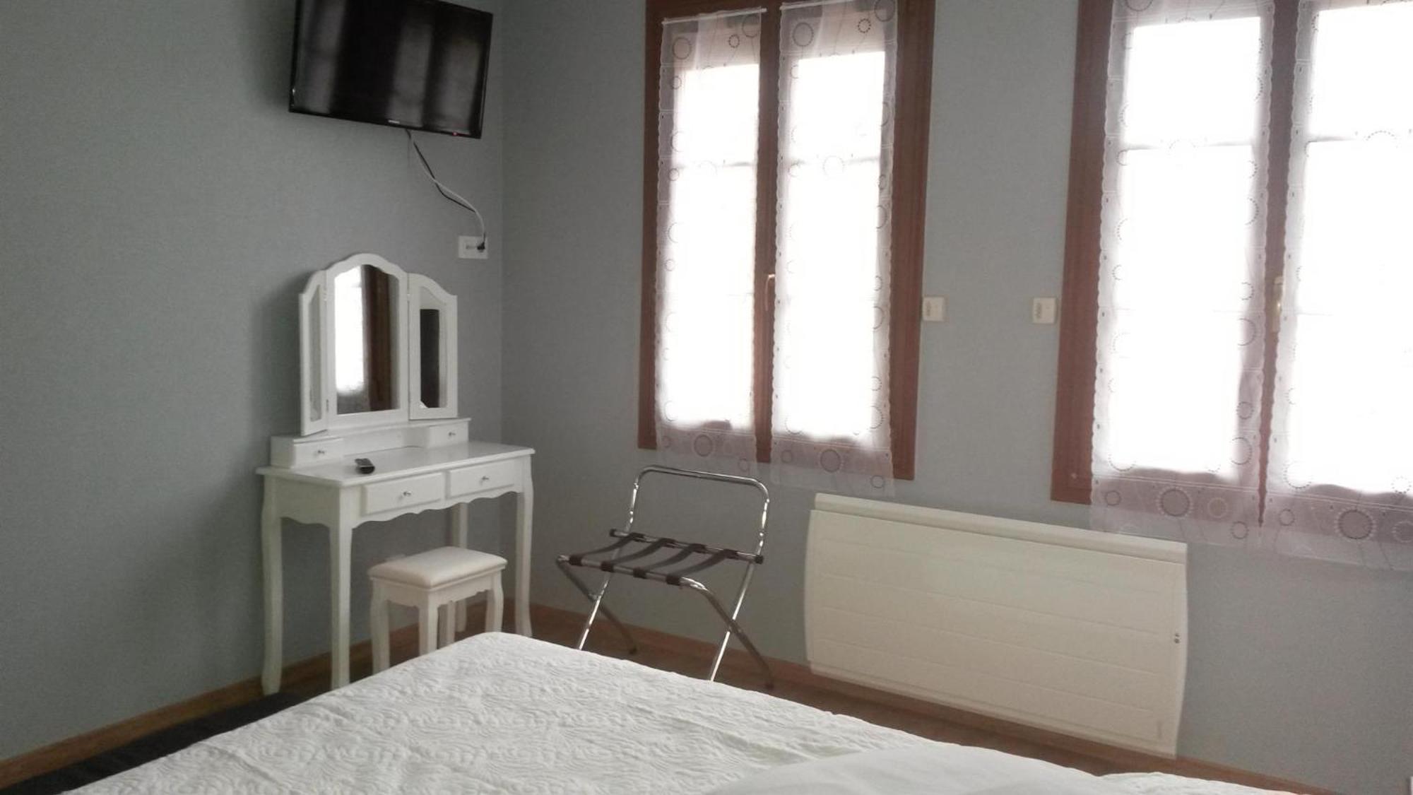Le Domaine Des Gemmes Bed & Breakfast Tissey Room photo